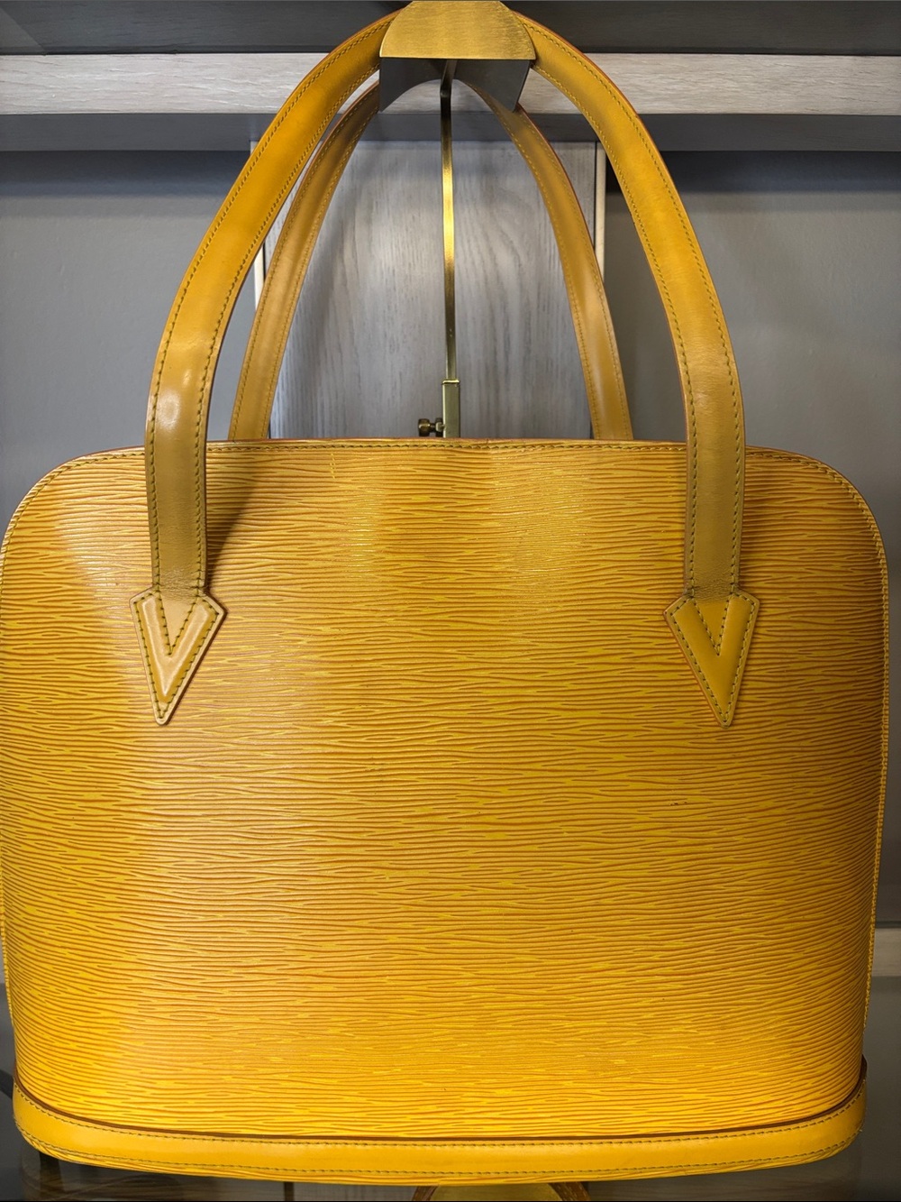 Final Price Louis Vuitton Yellow Epi Leather Shoulder Bag w/COA - Picture 4 of 16